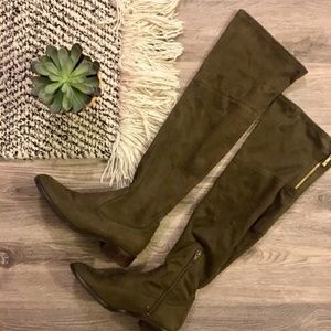 Ivanka Trump 'Livi' over the knee boot